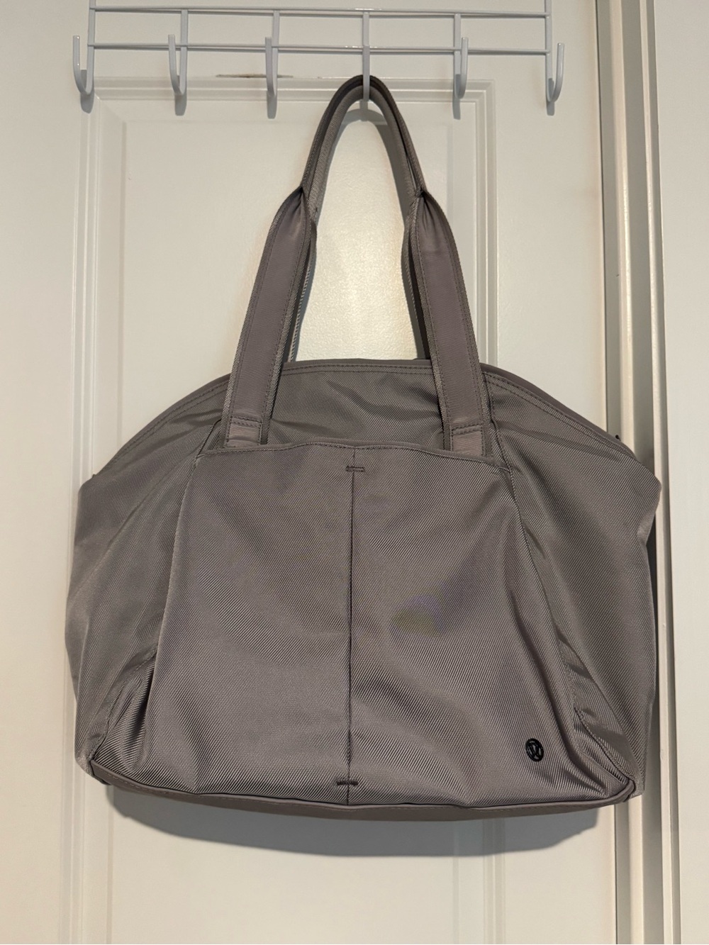 Lululemon ‘Free To Be’ duffle bag
